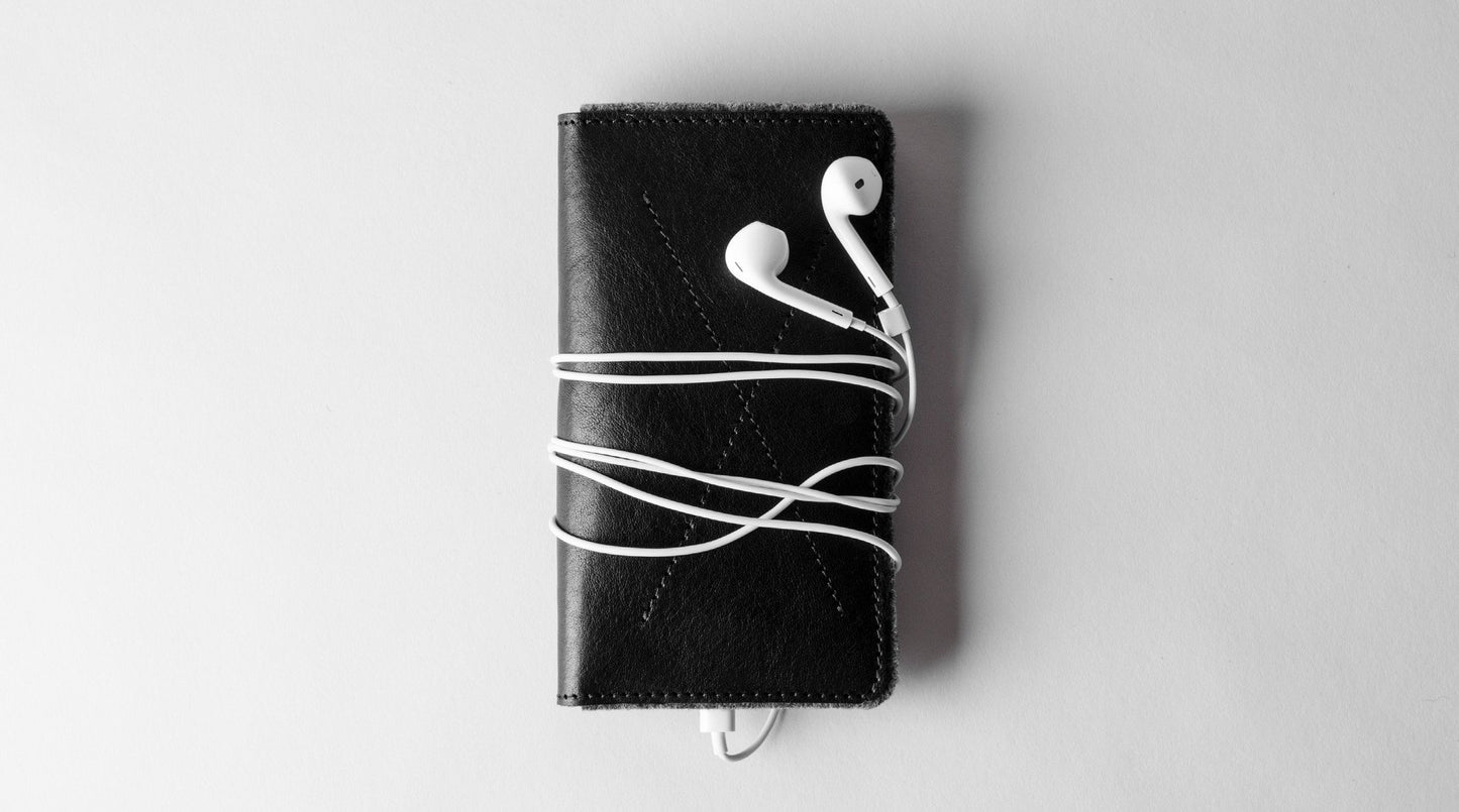 iPhone Case Fold & Wallet Gray Felt / Black Leather
