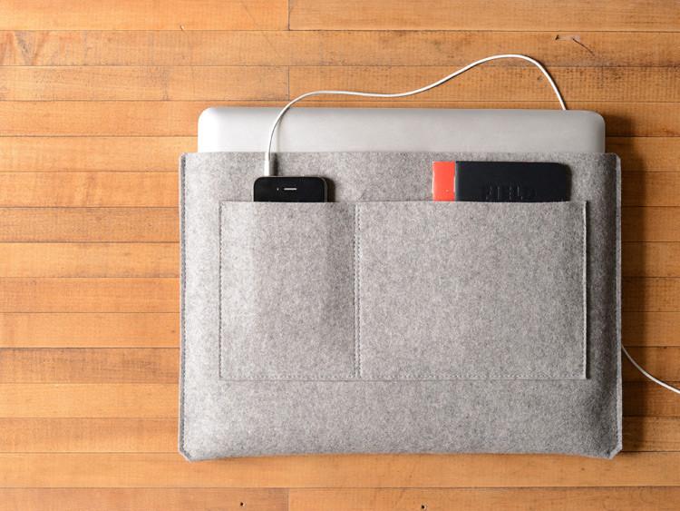 Minimal MacBook Sleeve Gray Felt / Tan Leather